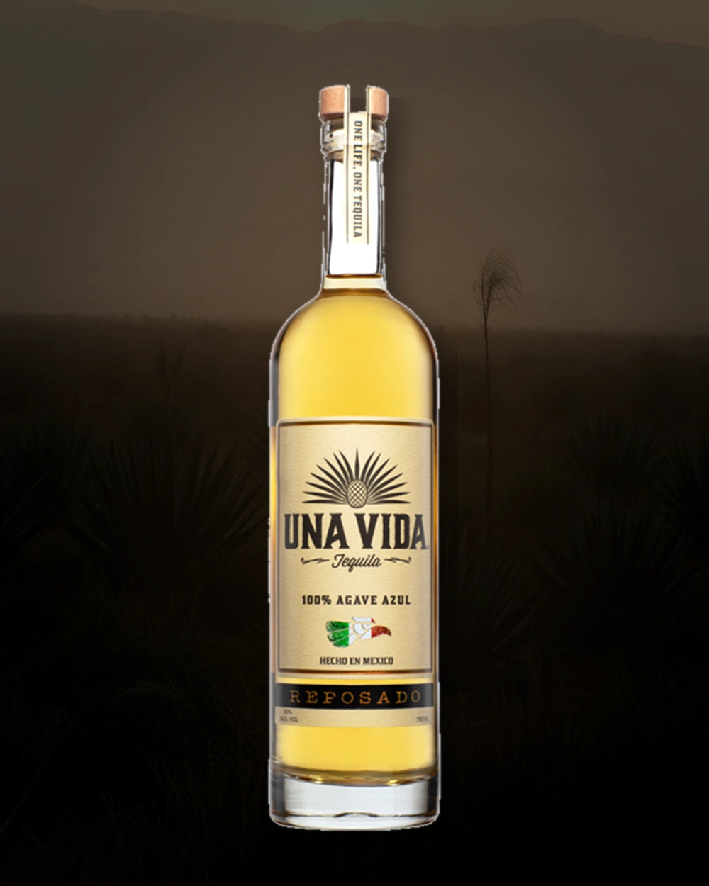 Una Vida Reposado bottle
