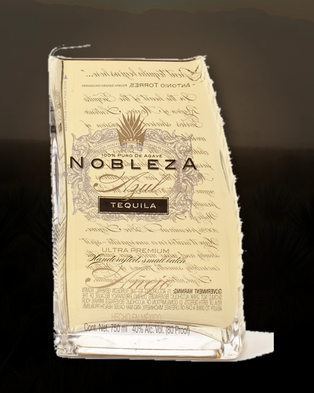 Nobleza Azul Tequila Añejo bottle