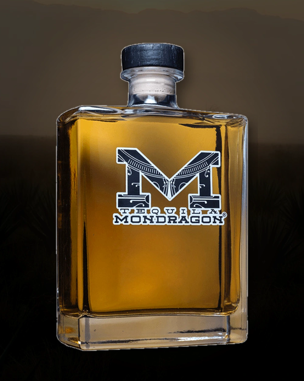 Tequila Mondragon Añejo bottle
