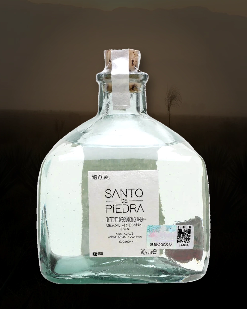 Santo de Piedra Mezcal bottle