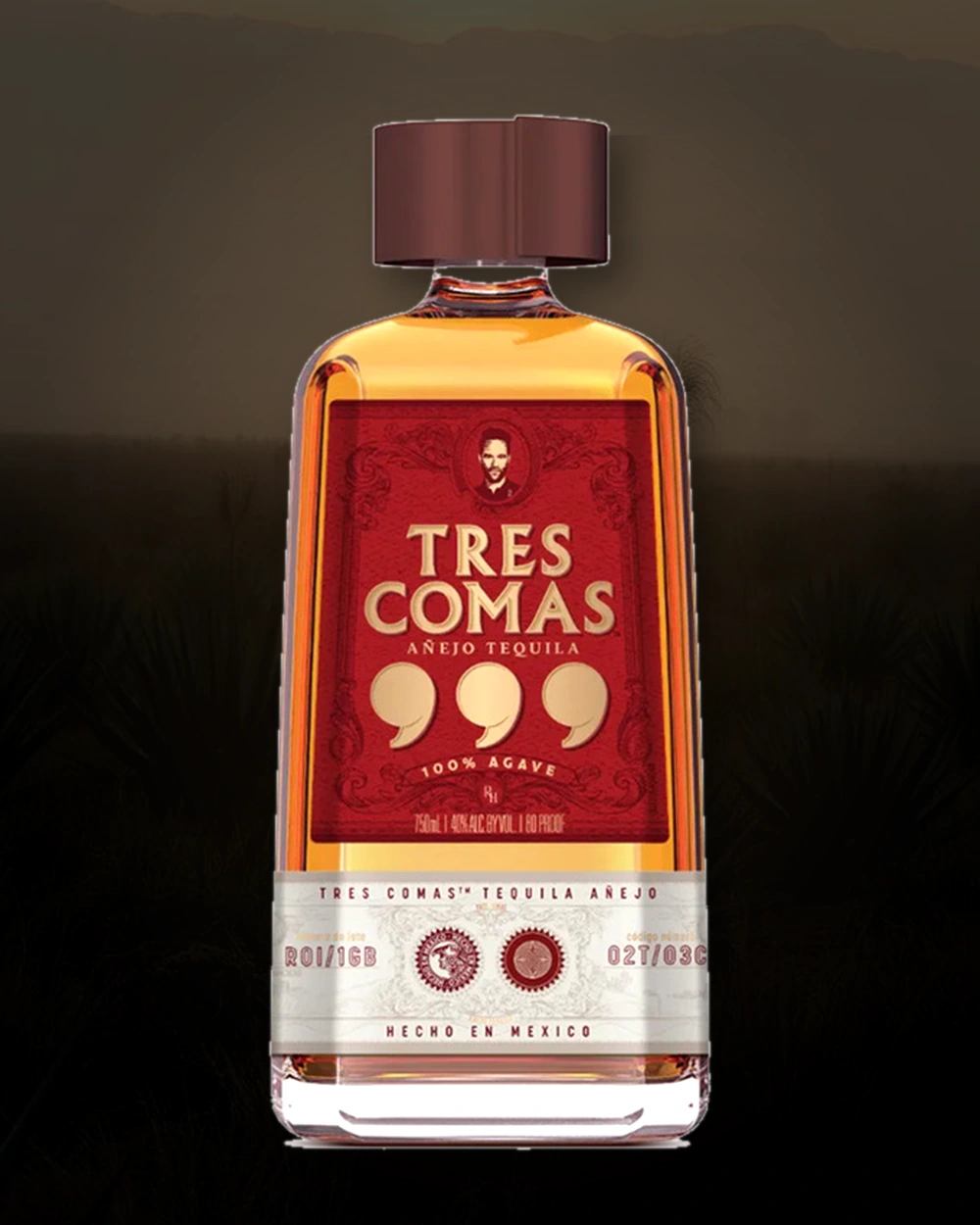 Tres Comas Añejo bottle