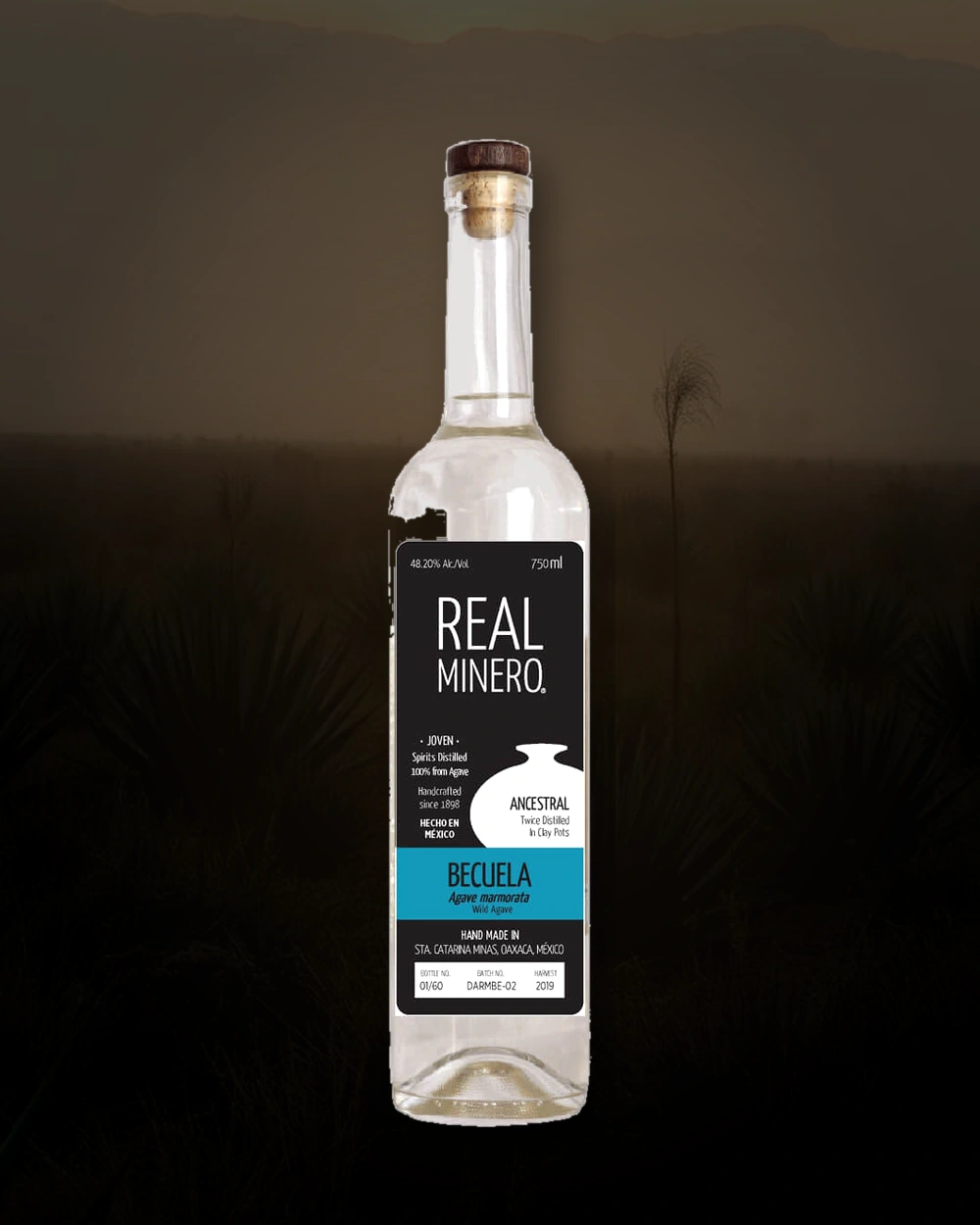 Real Minero Becuela bottle