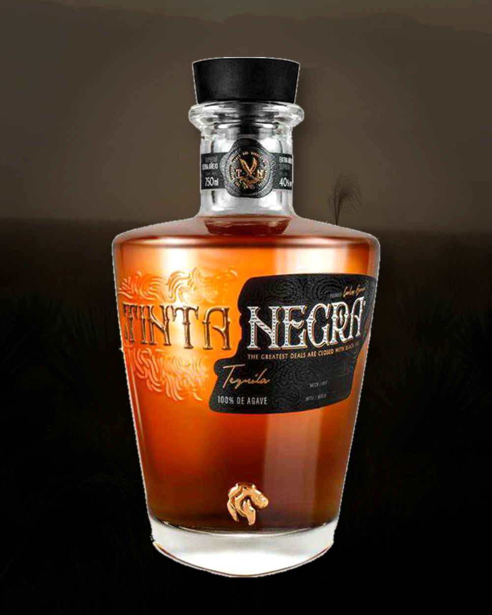 Tinta Negra Imperial Extra Añejo bottle