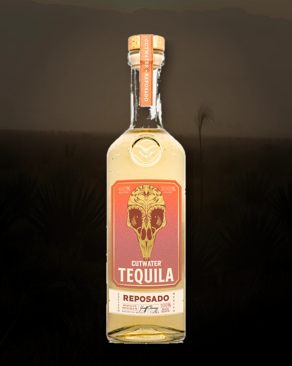 Rayador Cutwater Tequila Reposado bottle