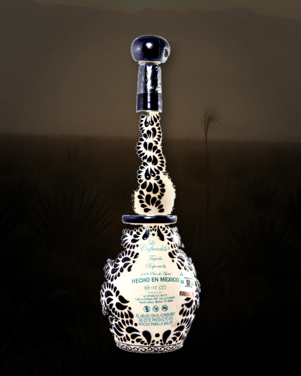 La Cofradia Reposado bottle
