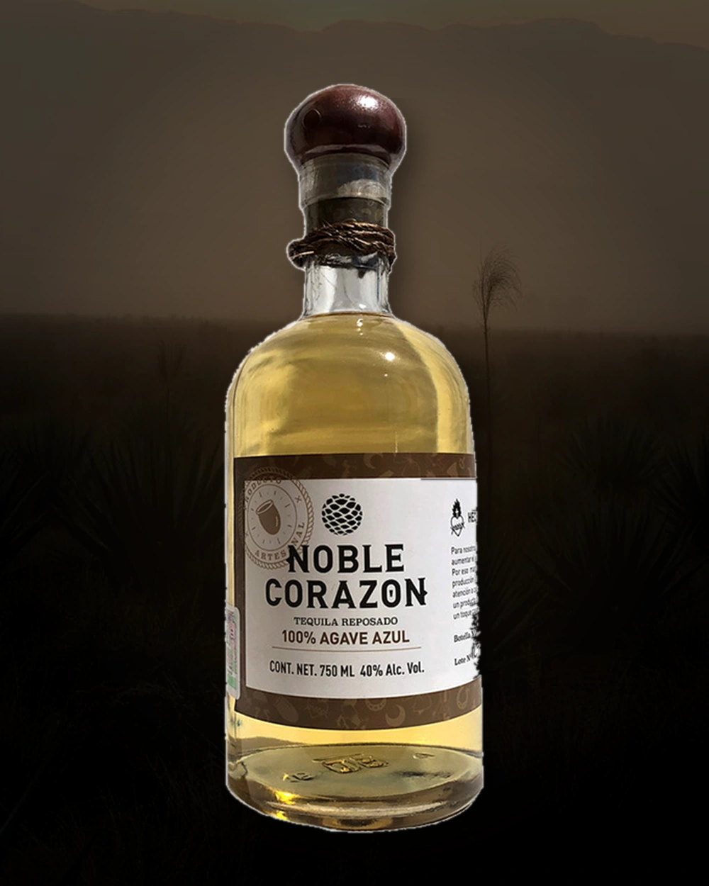 Noble Corazon Reposado bottle