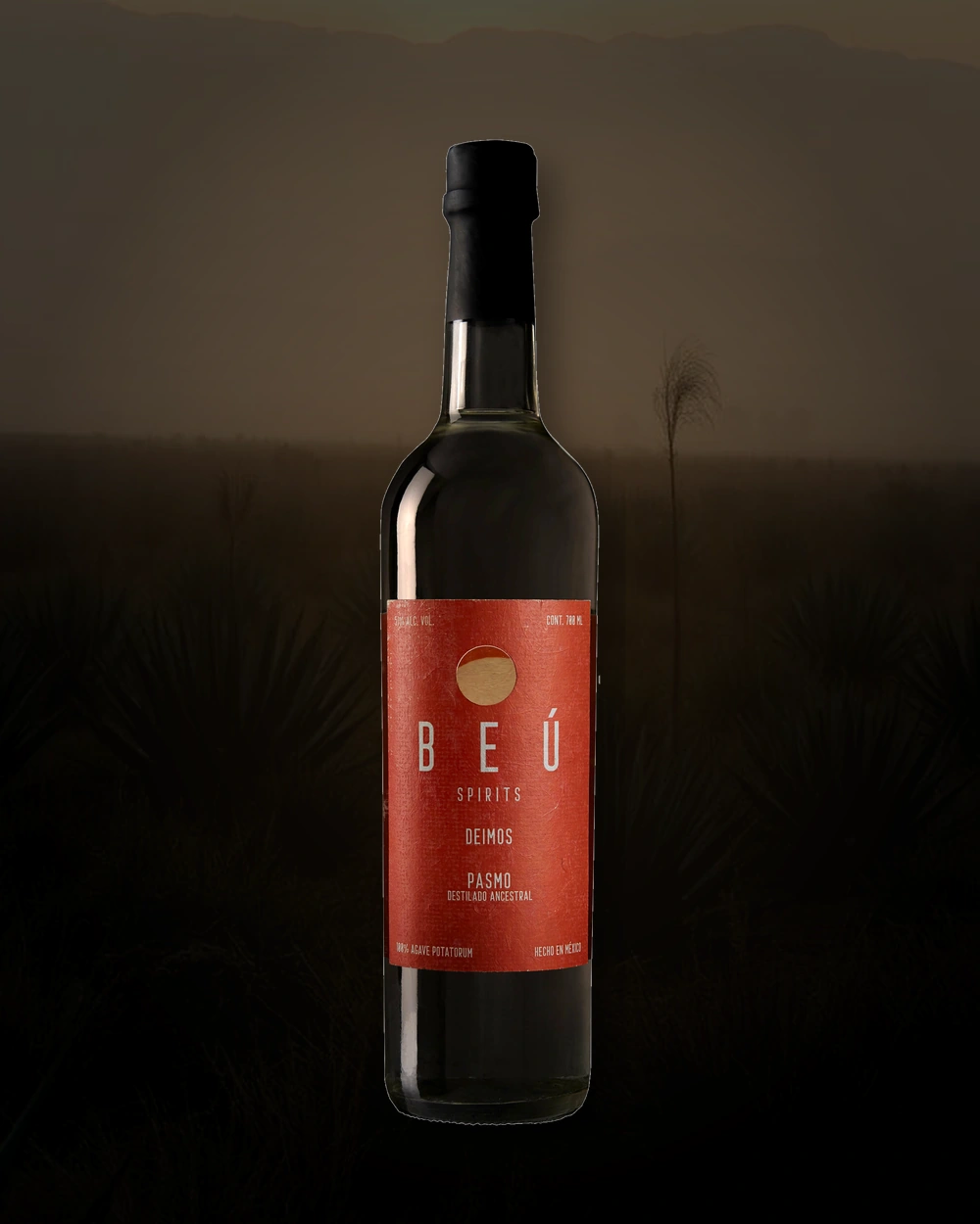 BEÚ Spirits Deimos bottle