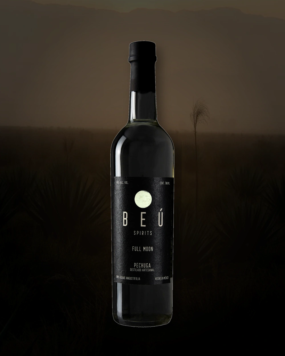 BEÚ Spirits Full Moon bottle