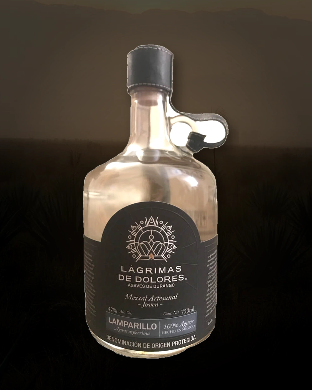 Lagrimas de Dolores Lamparillo bottle