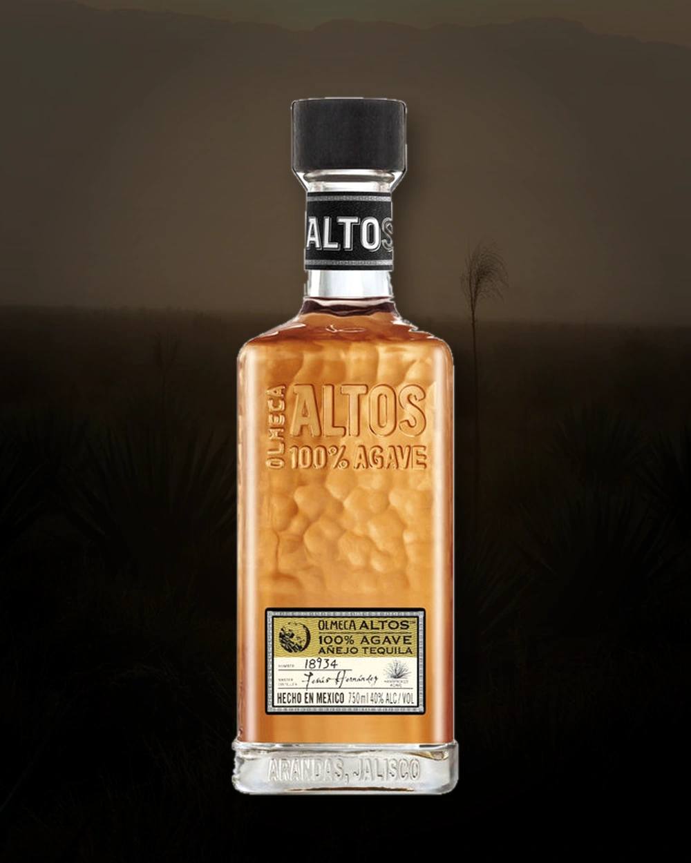Olmeca Altos Añejo bottle