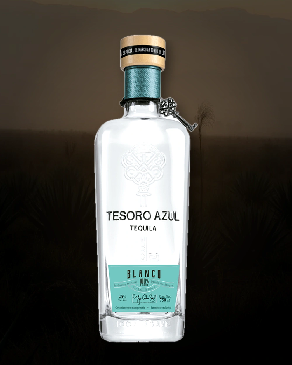 Tesoro Azul Blanco bottle