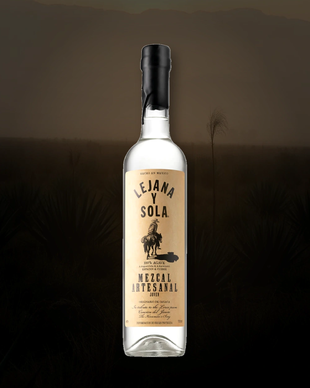 Lejana y Sola Ensamble bottle