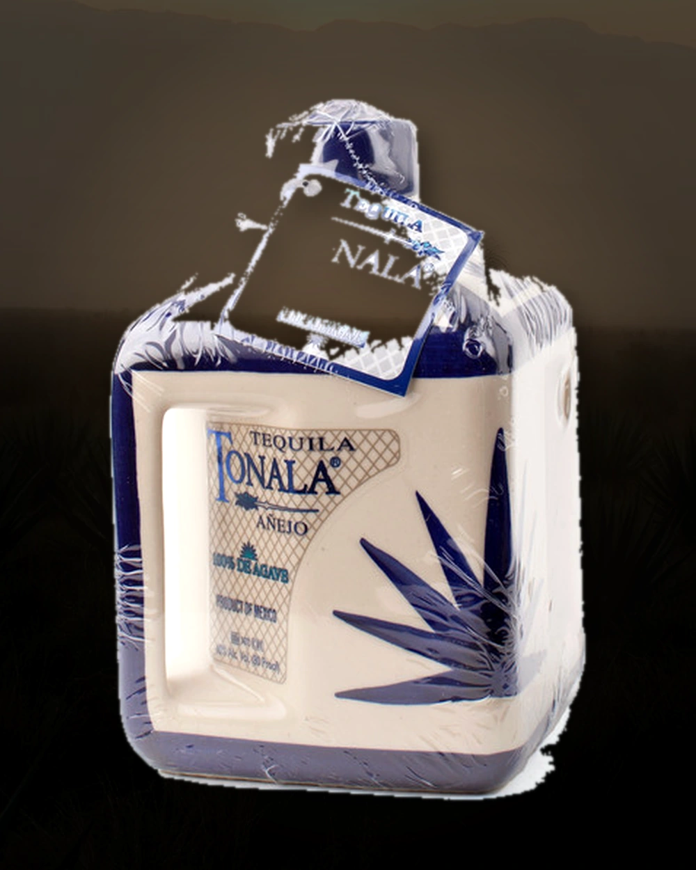 Tonala Añejo bottle